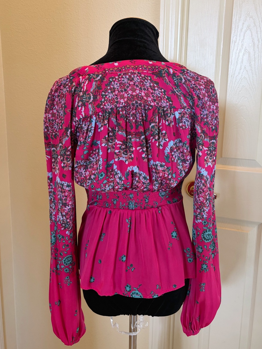 Free People Run Free Pink Tunic Blouse - Picture 2 of 3